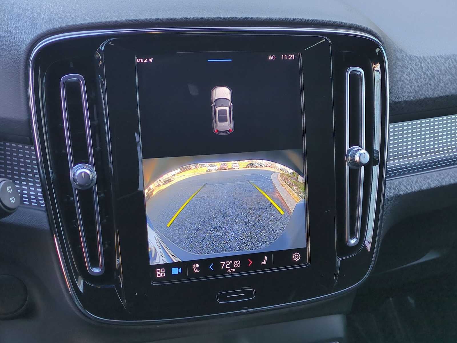 Volvo XC40 Recharge P8 eAWD Pure Electric 2021