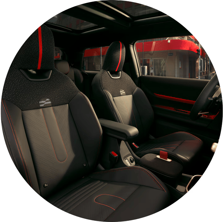 El interior del MINI JCW 2 Puertas muestra los asientos deportivos JCW.