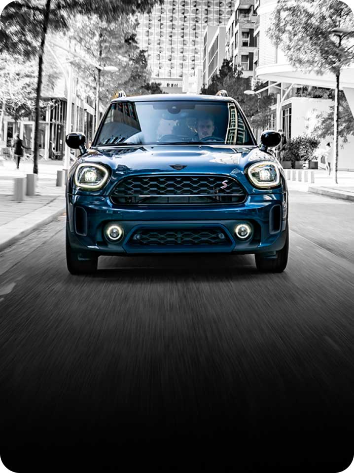Vista frontal de un MINI Countryman S ALL4.