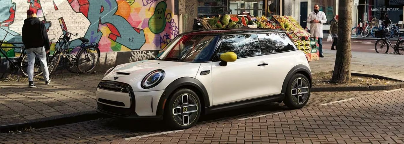 2023 MINI Techo Duro Eléctrico